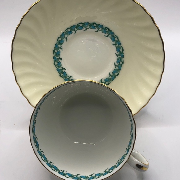 Minton Bone China Teacup & Saucer “Lady Rodney” S-411 - Picture 5 of 9